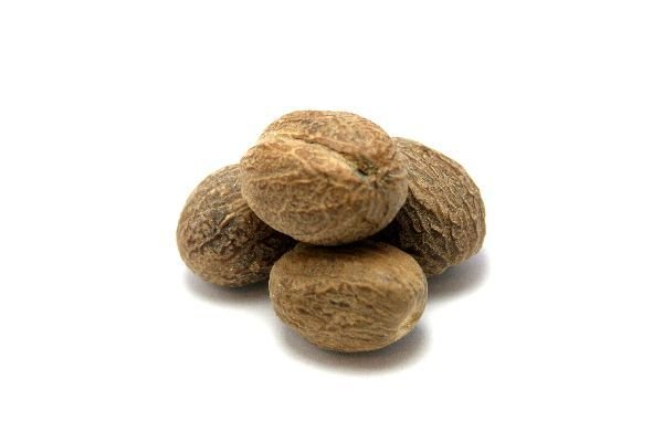 Muskat (Küçük Hindistan Cevizi) 5 Adet